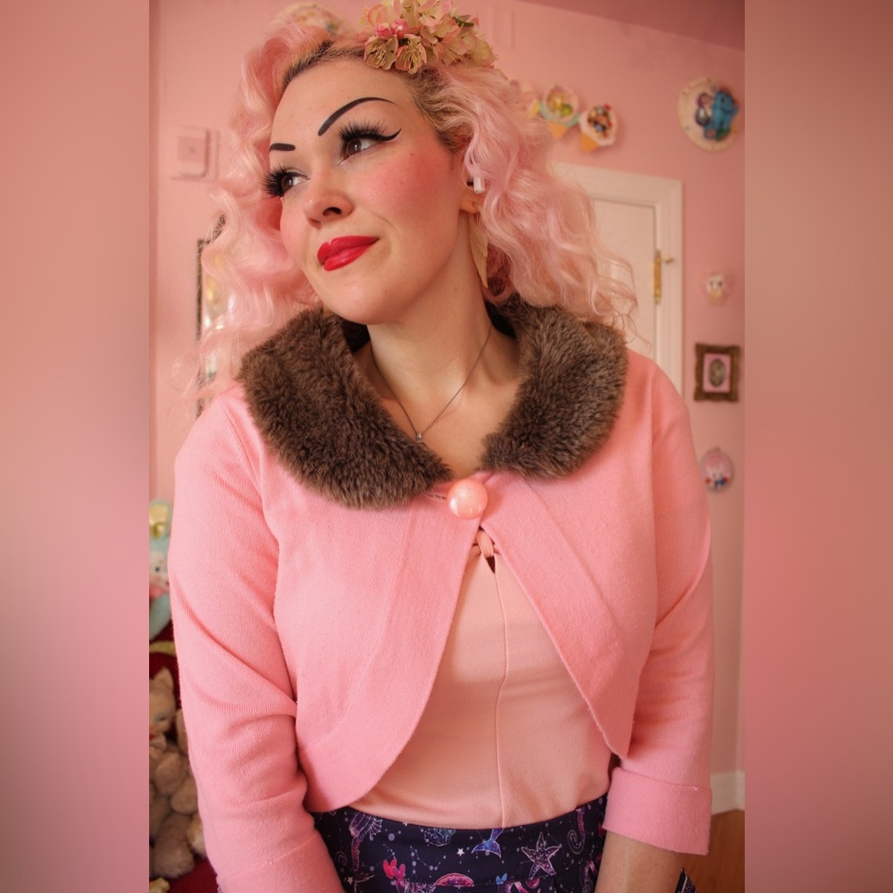 Pink Cardigan with Faux Fur Collar bolero